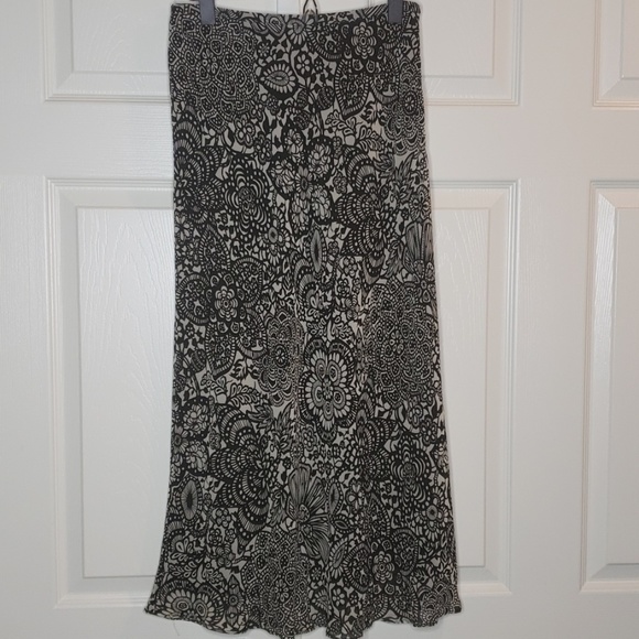 Ann Taylor Petite Silk Patterned Lined Skirt - Picture 1 of 5